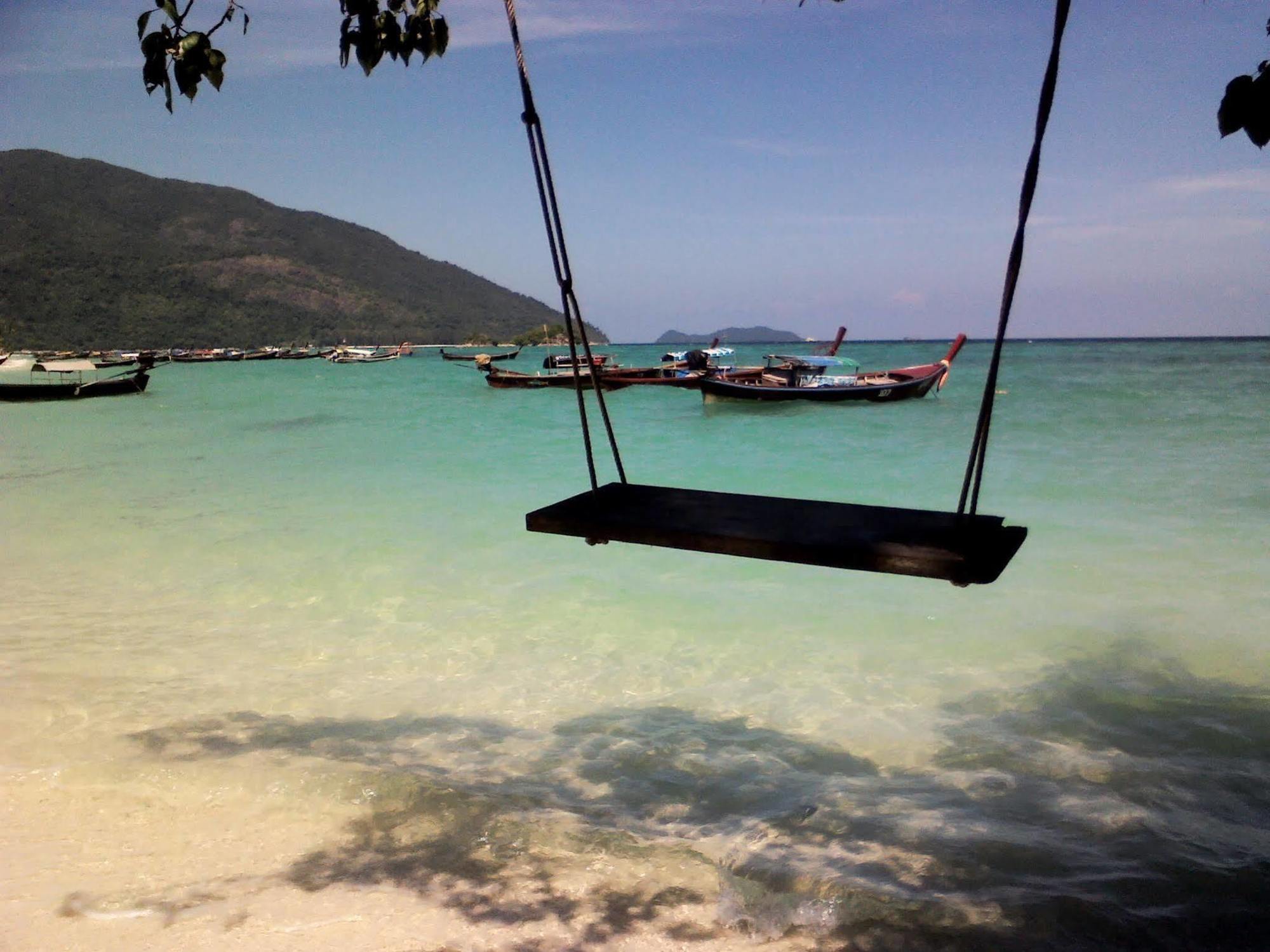 Kathalee Beach Resort & Spa Koh Lipe Exterior photo